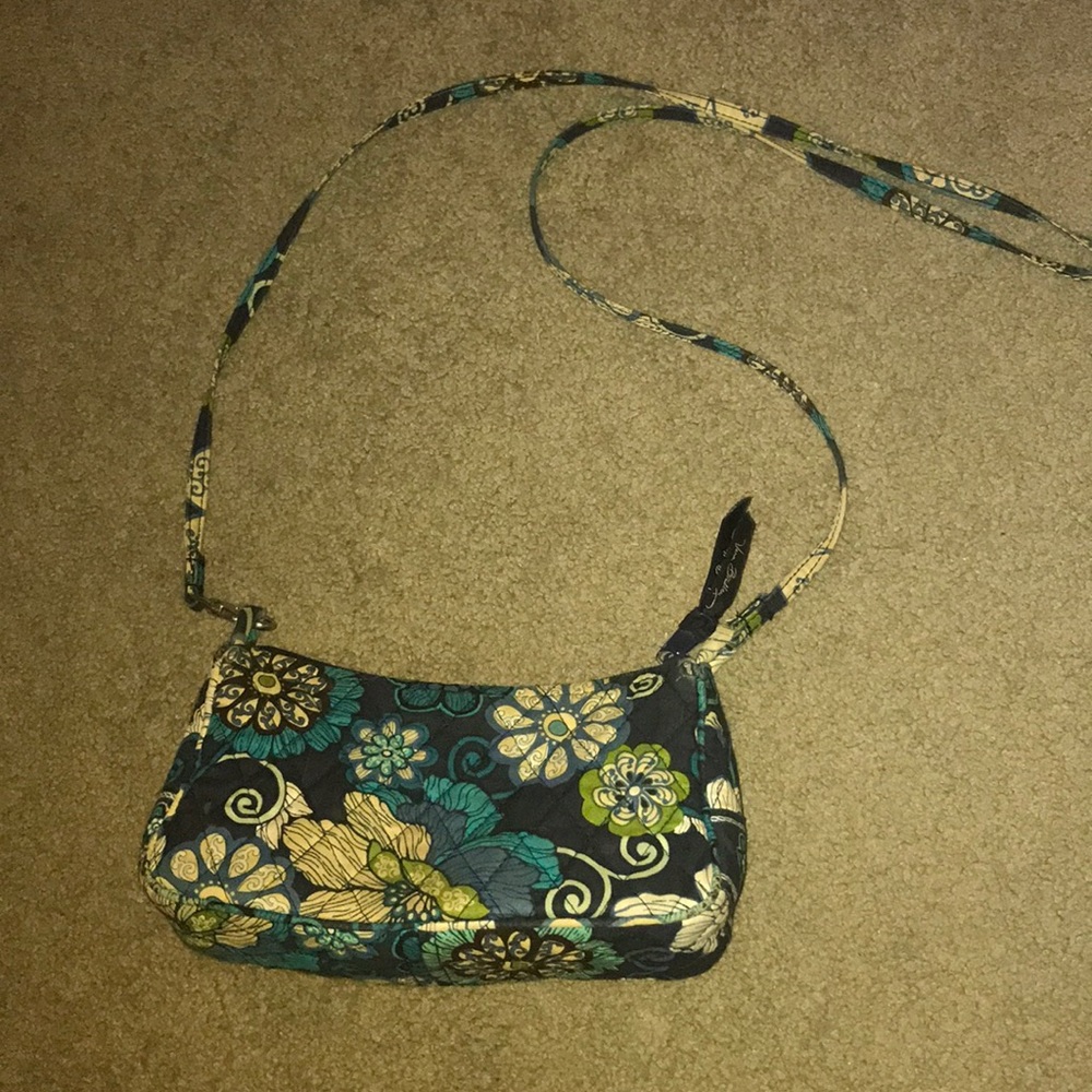 Vera Bradley cross body purse